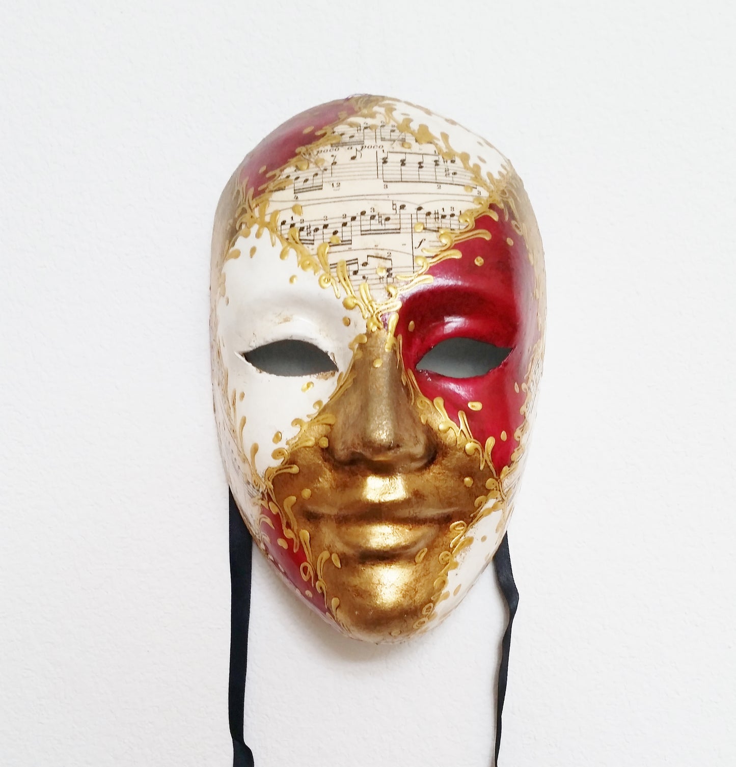 Volto Rosso Musica Mask