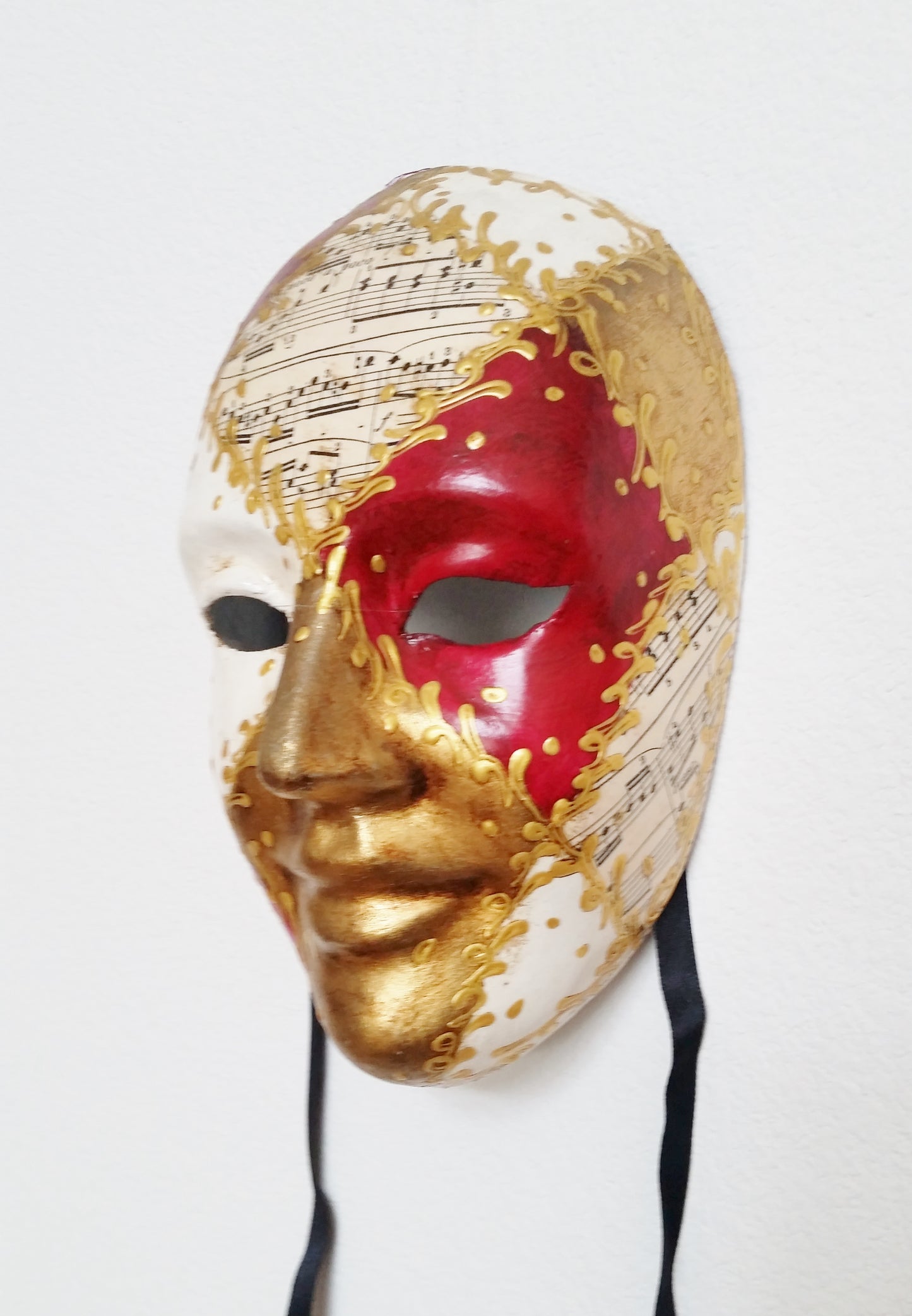 Volto Rosso Musica Mask