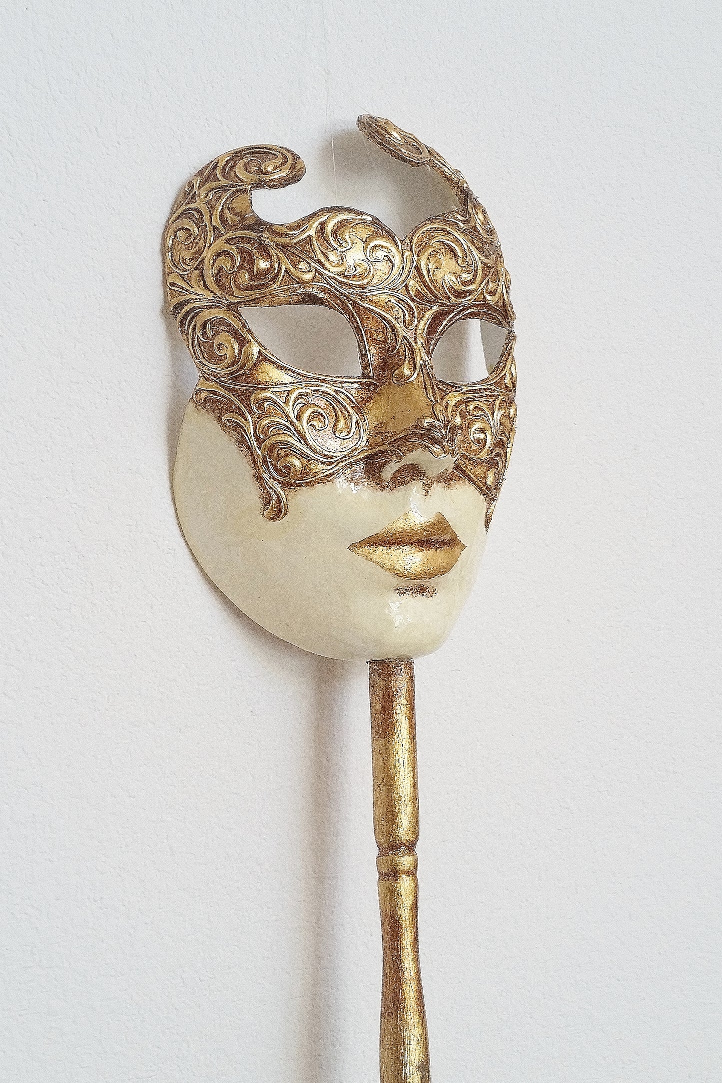 Oro Volto Mask with Stick